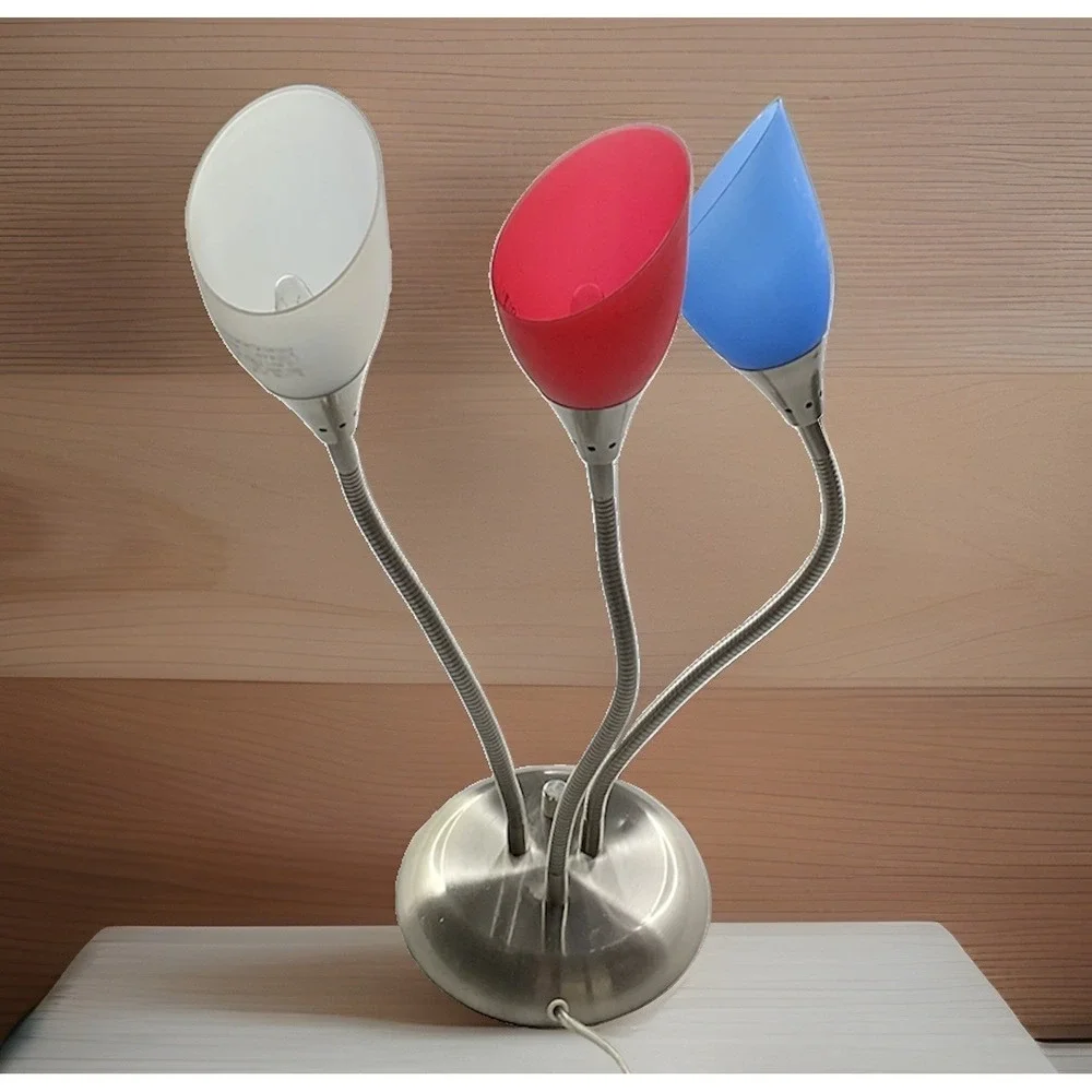 Modern Design Medusa Y2k Luminaire 3 Light Bendable Arms Table Lamp Heavy Base